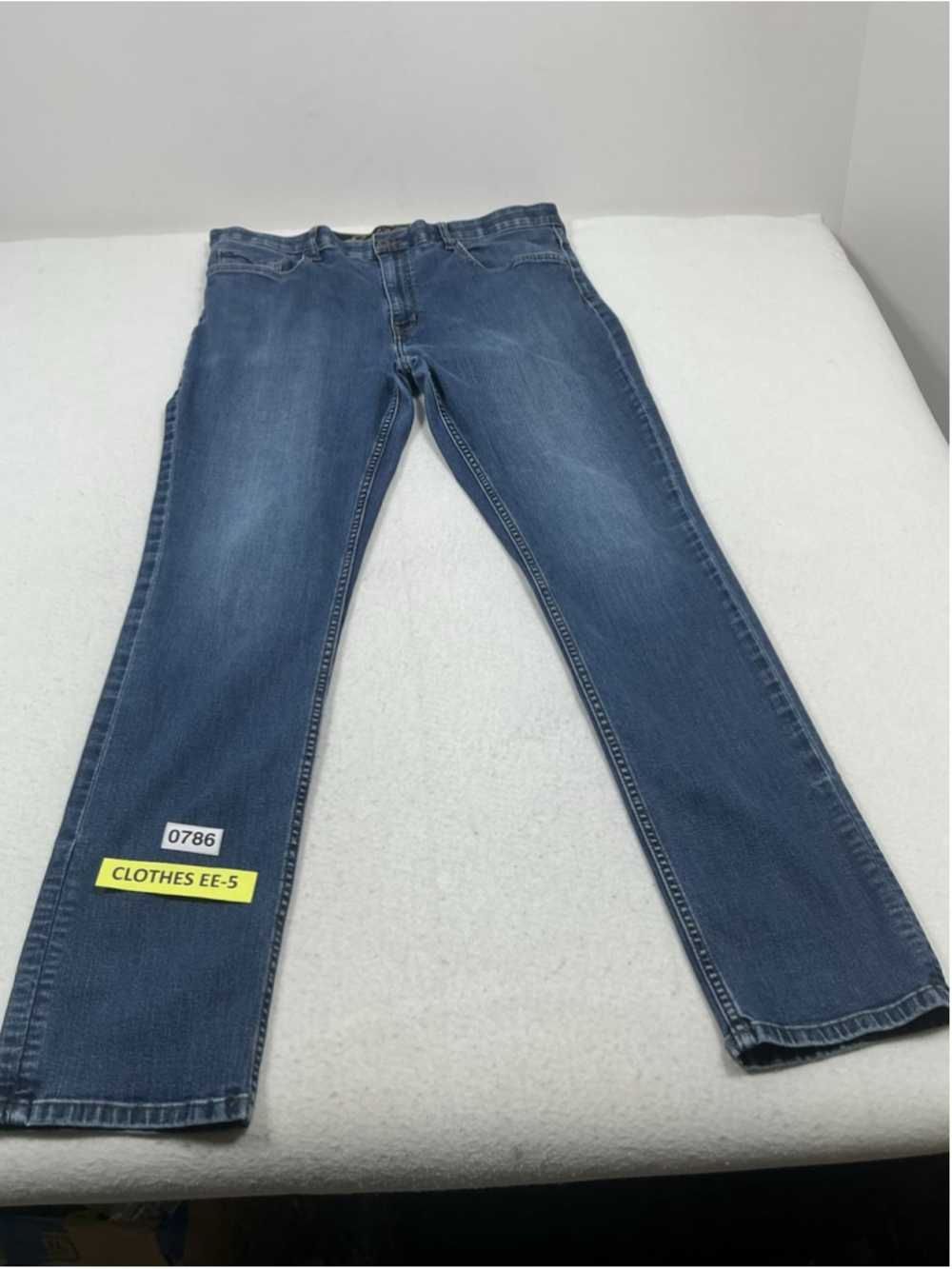 Mens Excellent Eddie Bauer Blue Jeans 40x34